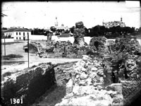 Общий вид Херсонесского монастыря и оборонительных стен