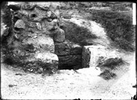 Античный (эллинистический ?) колодец, четырехугольной формы под Шестистолпным храмом, что вблизи Уваровской базилики
